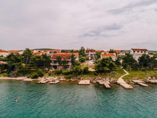 Villa Sarah كليمنو المظهر الخارجي الصورة